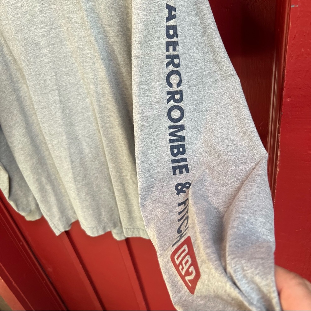 Abercrombie & Fitch 90’s Vintage Ski Club Crewneck - Picture 3 of 7